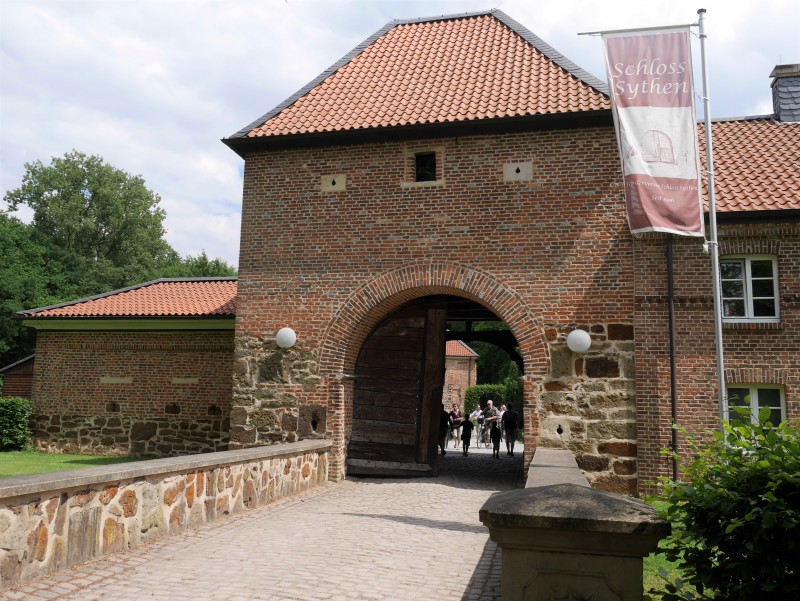 "Tag des offenen Denkmals" am und im Schloss Sythen